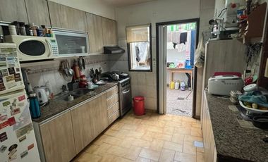 Hermoso chalet en barrio Los Pinares. Terreno de 10x33