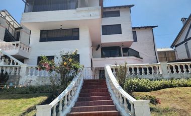 VENTA DE CASA EN CARCELEN 5 DORMITORIOS