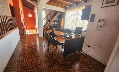 VENTA DE CASA EN CARCELEN 5 DORMITORIOS
