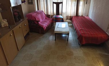 CASA PH SOBRE CALLE 8 - CON AMPLIO TERRENO