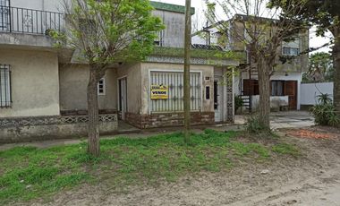 CASA PH SOBRE CALLE 8 - CON AMPLIO TERRENO