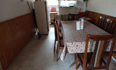 CASA PH SOBRE CALLE 8 - CON AMPLIO TERRENO