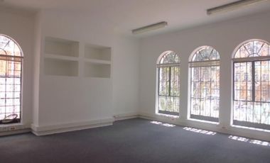 comercial (casa para comercio) en arriendo en quinta camacho. Cod A2457