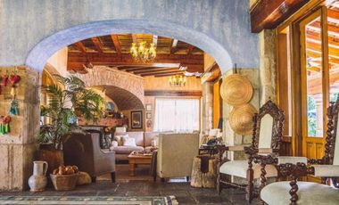 RESIDENCIA EN EXCLUSIVO FRACCIONAMIENTO