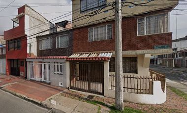 local en arriendo en la española. Cod A120868