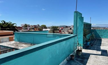 Venta de propiedad con uso de suelo mixto en centro de Xalapa, Veracruz