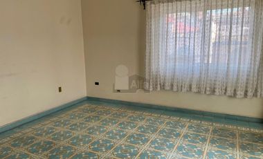 Venta de propiedad con uso de suelo mixto en centro de Xalapa, Veracruz