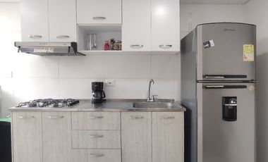 apartamento en arriendo en prados del este. Cod A28446