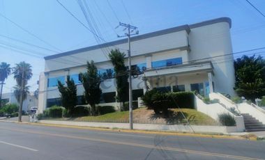 Oficina en venta en la col.  Chepevera Monterrey Nuevo León