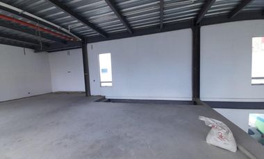 local en arriendo en la castellana. Cod A1038430