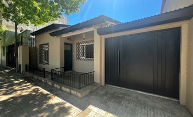 Casas en venta con Patio y Cochera, La Plata.