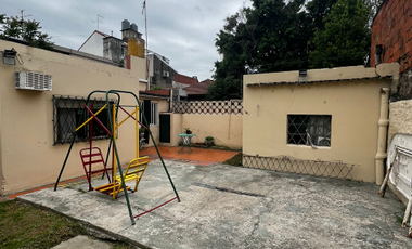 Venta en Block-Local + Casa 3amb