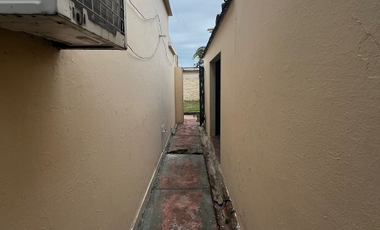 Venta en Block-Local + Casa 3amb