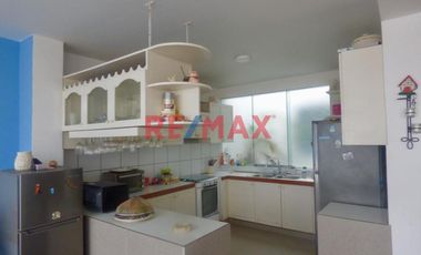 Casa De Playa Hermosa En Cerro Azul - Super Precio
