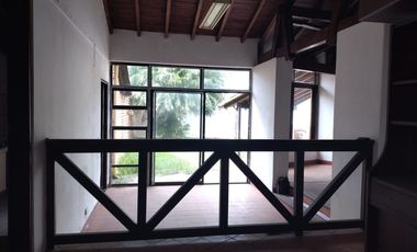 casa en venta en barrio blanco. Cod V8913
