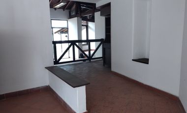 casa en venta en barrio blanco. Cod V8913