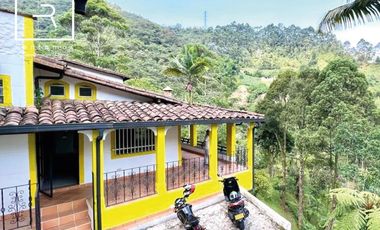 finca en venta en el romeral. Cod V10671