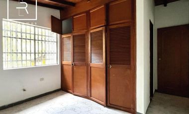 finca en venta en el romeral. Cod V10671