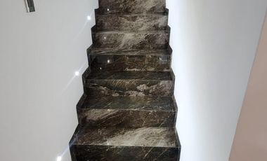 casa en venta en los colorados. Cod V5388