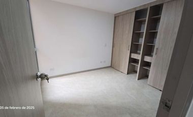 apartamento en arriendo en la cuenca. Cod A214883
