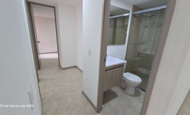 apartamento en arriendo en la cuenca. Cod A214883