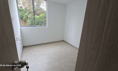 apartamento en arriendo en la cuenca. Cod A214883