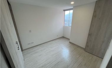 APARTAMENTO MODERNO  CERCA A CC SAN DIEGO, MEDELLIN