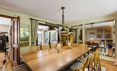 Exquisita casa impecable 6 dorm. en Golf de Manquehue
