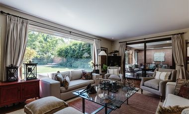 Exquisita casa impecable 6 dorm. en Golf de Manquehue