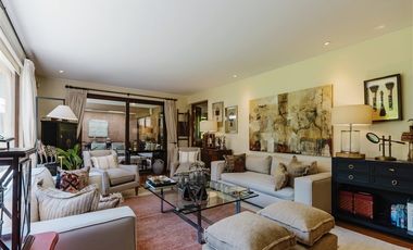 Exquisita casa impecable 6 dorm. en Golf de Manquehue