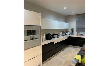 ALQUILO LUJOSO APARTAMENTO EN PUNTA PACIFICA.  AM