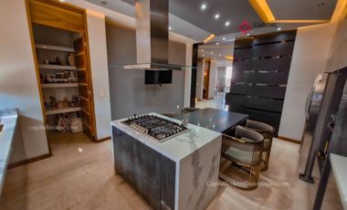 Casa de Lujo en Venta en Rinconada Del Bosque Zapopan