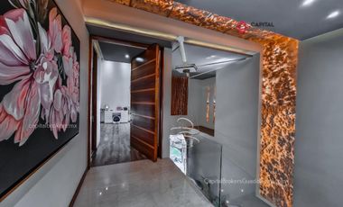 Casa de Lujo en Venta en Rinconada Del Bosque Zapopan