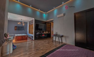 Casa de Lujo en Venta en Rinconada Del Bosque Zapopan