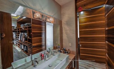 Casa de Lujo en Venta en Rinconada Del Bosque Zapopan