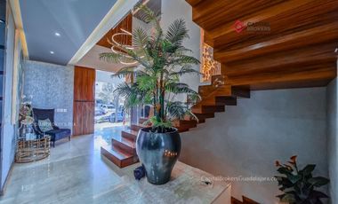 Casa de Lujo en Venta en Rinconada Del Bosque Zapopan