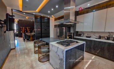 Casa de Lujo en Venta en Rinconada Del Bosque Zapopan