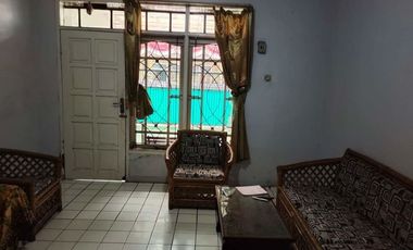Rumah Lama Strategis Sayap Jalan Cibabat Cimahi Utara