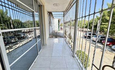 casa en venta en los almendros. Cod V91717