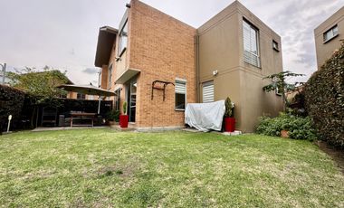 casa en venta en huertas. Cod V5967