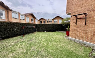 casa en venta en huertas. Cod V5967