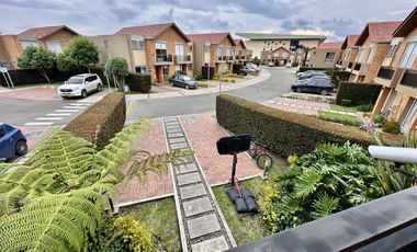 casa en venta en huertas. Cod V5967