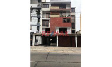 Vendo  ¡Excelente Propiedad Ubicada En San Borja Sur 384