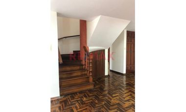 Vendo  ¡Excelente Propiedad Ubicada En San Borja Sur 384