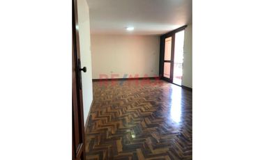Vendo  ¡Excelente Propiedad Ubicada En San Borja Sur 384