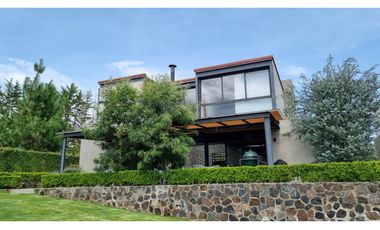 CASA EN VENTA EN LAS NUBES