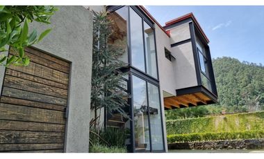 CASA EN VENTA EN LAS NUBES