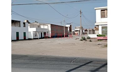 Terreno De 205.60 A 2 Cuadras De Playa Miramar!!