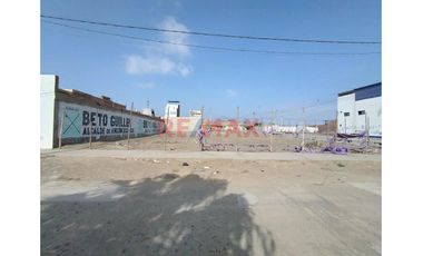 Terreno De 205.60 A 2 Cuadras De Playa Miramar!!