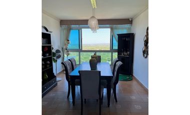 SE VENDE APARTAMENTO EN CORONADO